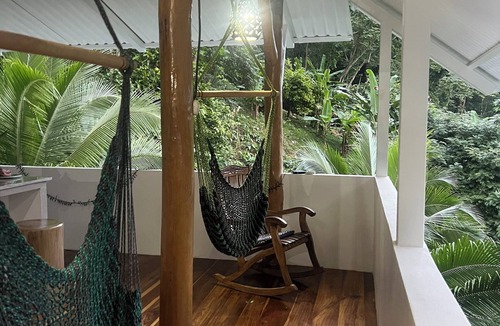 Cahuita House | Picturesque 3-bedroom house with WiFi, AC near Cahuita and Puerto Viejo beach