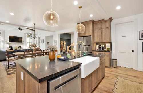 The Village House | Pine meadow village castle #2301