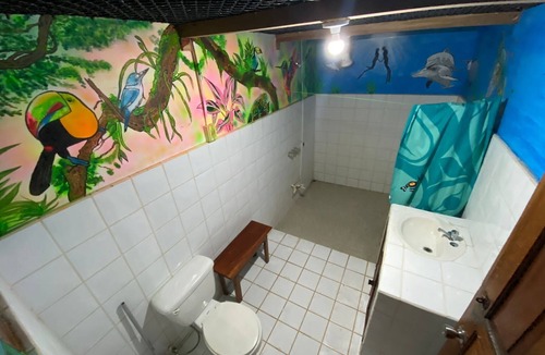 Drake Bay Hostel | Pirate Drake Beach Hostel