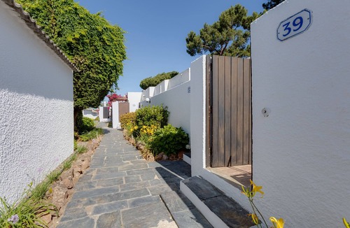 Vilamoura Ski Chalet | Planalto 39 - semi-detached cozy house with pool in Vilamoura