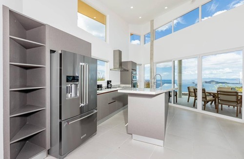 Playa Hermosa House | Playa Hermosa Hillside Villa 4BR 5BA Infinity Pool & Ocean View