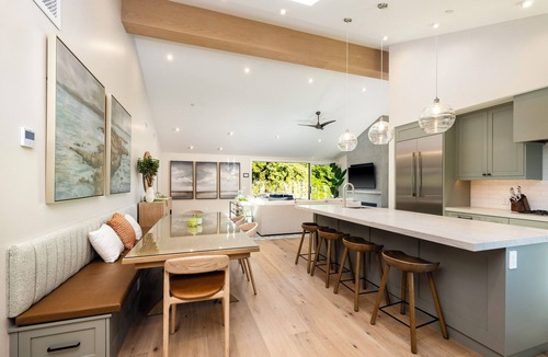 The Mesa House | Playa Vida - completely remodeled with A/C, Hot Tub, beach, close to everything!