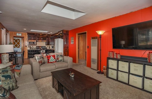 Big Bear Cabin | Poet's Corner Cabin, 1 Night Free!