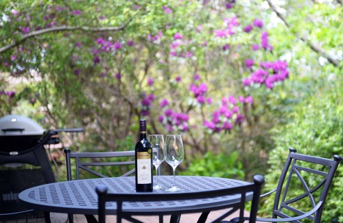 Wentworth Falls House | Poet’s Cottage c1912 Scenic Hikes, Fire, Spa Bath
