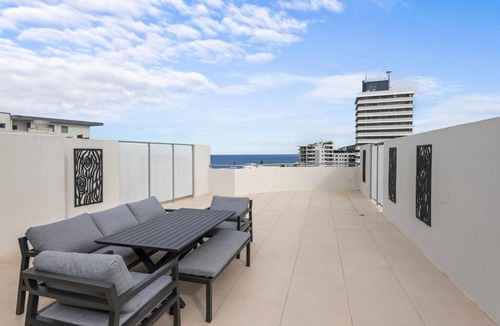Kings Beach Apartment | Point North Penthouse Kings Beach