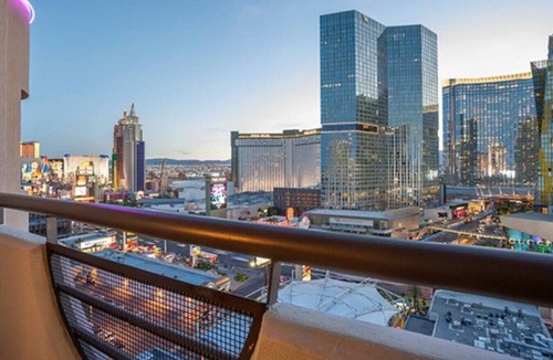 Las Vegas Strip Apartment | Polo Towers 2 bedroom · Spacious 2 Bedroom Suite on Las Vegas Strip!