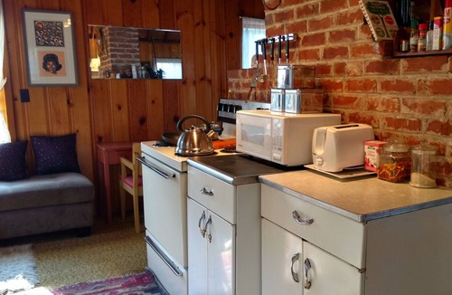 Pinehurst Cabin | Ponderosa Cabin ~ rustic comfort + WiFi by Sequoia & Kings Canyon National Parks