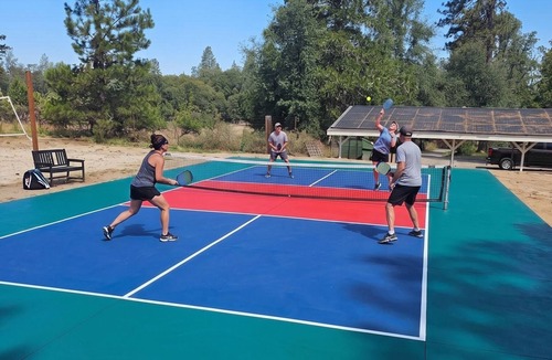 Oakhurst Villa | Pool*Sauna*HotTub*Theater*Bar*Pickleball*Volleyball