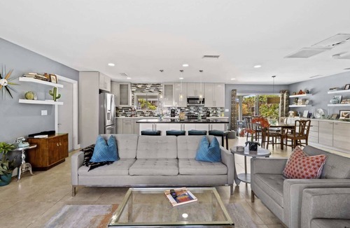 Racquet Club South House | Pool & Spa Oasis Near Downtown Palm Springs 3BR