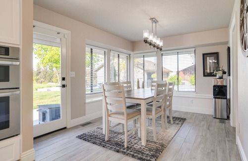 Ripon House | Poolside Escape w/Hot Tub! 8 Mi to Dtwn Modesto