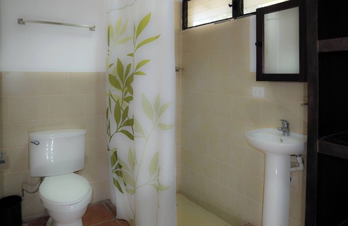 Playa Gigante Hotel | Poolside Queen Bed Room