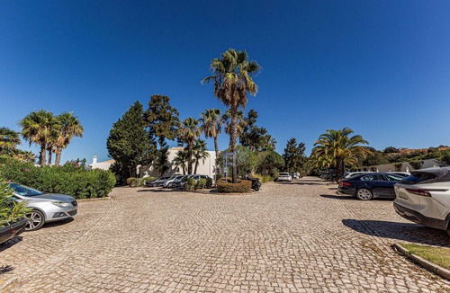 Porto de Mos Apartment | Porto de Mos Beach: Pool | Gym | PetFriendly