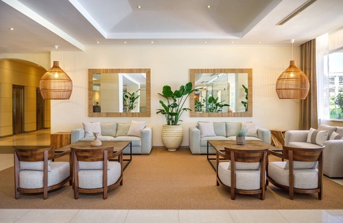 Olhos D'Agua Hotel | PortoBay Falésia