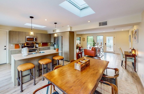 Araby Commons House | Posh Araby eden with saltwater pool & backyard bar - 4 miles to downtown