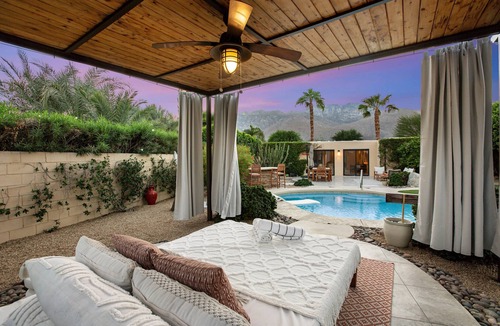 Araby Commons House | Posh Araby eden with saltwater pool & backyard bar - 4 miles to downtown