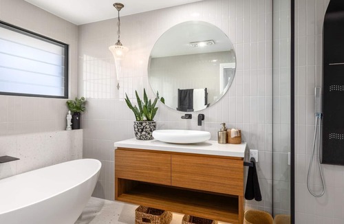 Pottsville House | Pottsville Oasis with Pool & Private Entry to Canal