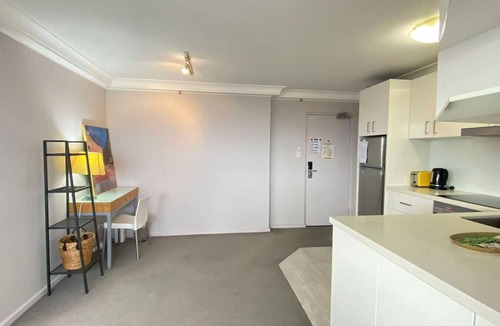 Brisbane Central Business District Apartment | PrimeCozy & Bright 1BR Apartment