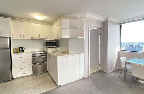 Brisbane Central Business District Apartment | PrimeCozy & Bright 1BR Apartment
