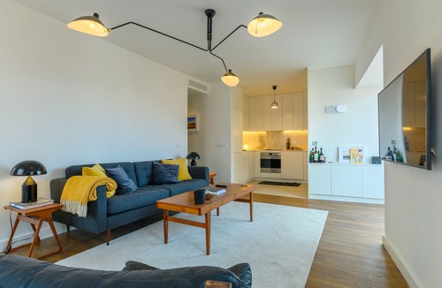 Principe Real Apartment | Principe Real Trendy Apt Great River & City Views
