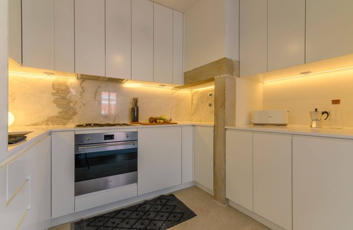Principe Real Apartment | Principe Real Trendy Apt Great River & City Views