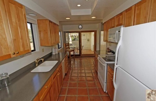 Palm Desert Villa | Private, Comfortable & Great Location To Relax, Shop & Dine.
