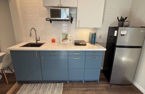 North and East Cottage | Private Detached 1BR Guest House Near Berkeley, San Francisco and Napa