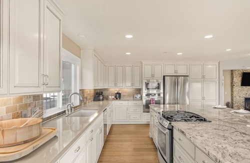 Paso Robles Wine Country House | Private Dual Homes | Pool + Firepit | El Pomar Estate - Barn & Main House