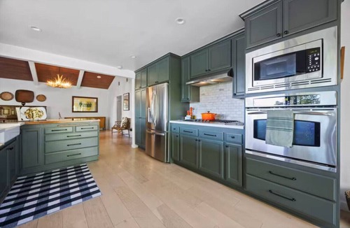 Meiners Oaks House | Private Estate: House + Cottage, Pool & Tennis