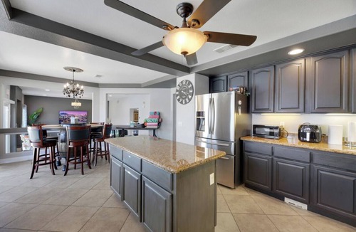 Henderson House | Private Home w/pool, spa, game room & home gym. 15 mins from the Strip.