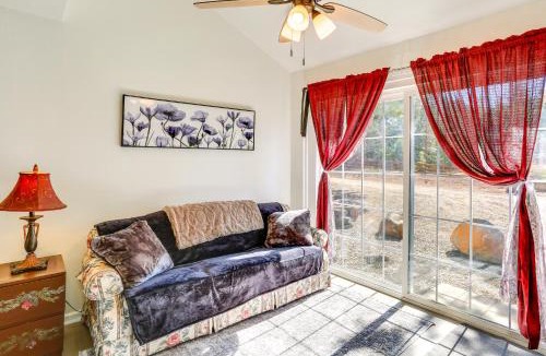 Shingletown House | Private Horse Stall: Unplug at Shingletown Home!