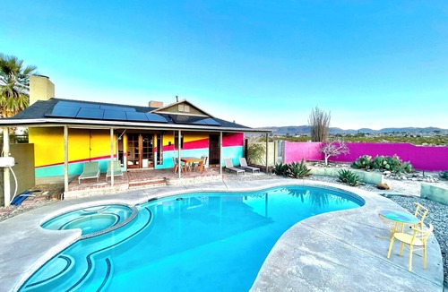 Twentynine Palms House | Private Hot Tub & Pool/Resort