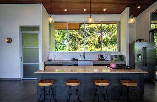 Ballena House | Private Ocean View Mountain Adventure Awaits!