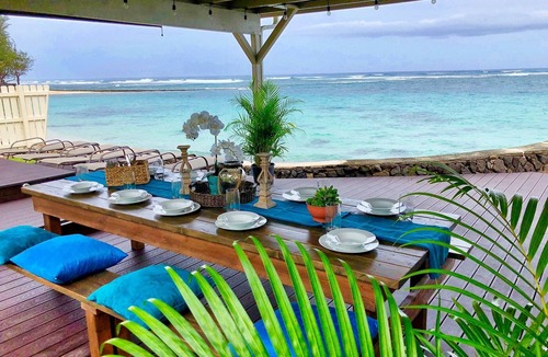 Waialua House | Private Oceanfront Hot-Tub Mini-Resort North Shore O’ahu