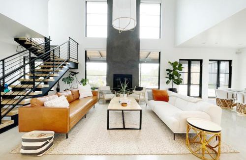 San Luis Obispo House | Private pool & hot tub retreat near downtown SLO