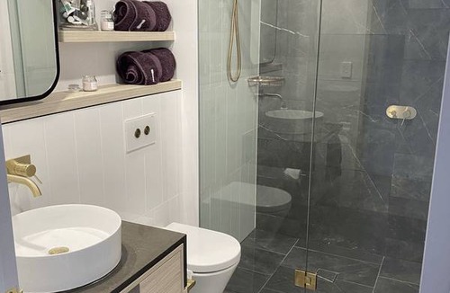 Gold Coast Resort | Private room ∙ 2 guests