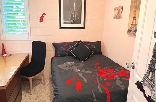Surfers Paradise Resort | Private room ∙ 2 guests