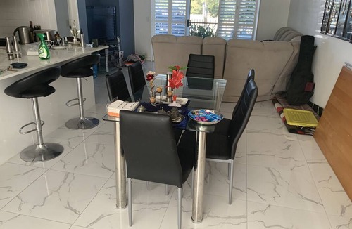 Varsity Lakes Resort | Private room ∙ 2 guests
