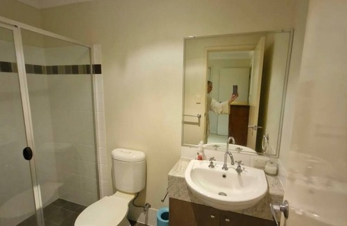 Varsity Lakes Resort | Private room ∙ 1 guest
