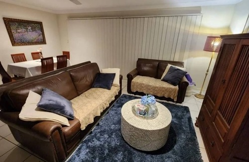 Varsity Lakes Resort | Private room ∙ 1 guest