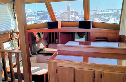 Marina del Rey Boat Rental | Private Room on a uxury boat in Marina del Rey