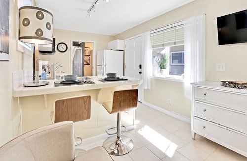 Seaside Apartment | Private Seaside Studio Beach Retreat Near Monterey