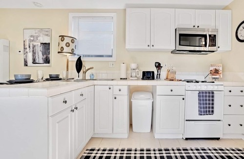 Seaside Apartment | Private Seaside Studio Beach Retreat Near Monterey