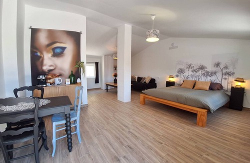 Tomar Apartment | Private studio Guesthouse Casa Dani Portugal 3 persons nearby Tomar