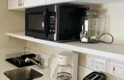 North Las Vegas Apartment | Private Studio, own entry, kitchenette, full bath.