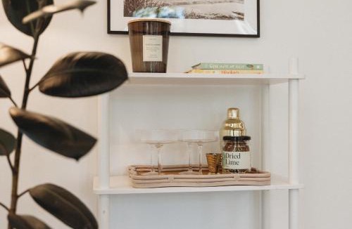 Mudgeeraba House | Private & Stylish Hinterland Cottage