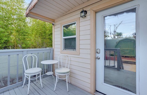 Paradise House | Private Tiny House Retreat with Spacious Patio, Free Parking & WiFi
