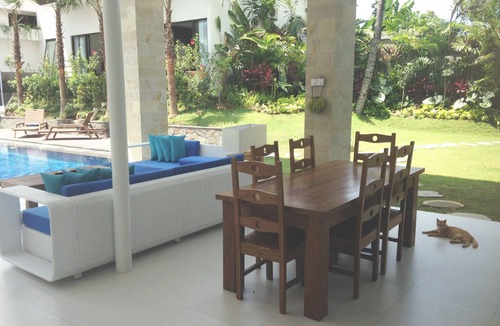 Padonan Villa | Private villa in beautiful gardens hosted by husband and wife from UK/Indonesia