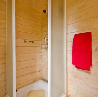Algoz Ski Chalet | Private Wooden House