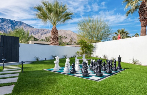 Little Tuscany House | PS Desert Vibes: Style and Charm for Days and Nights of Fabulous Fun