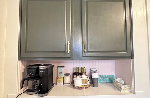 Lodi Cottage | Quaint 2-bedroom cottage in charming Lodi